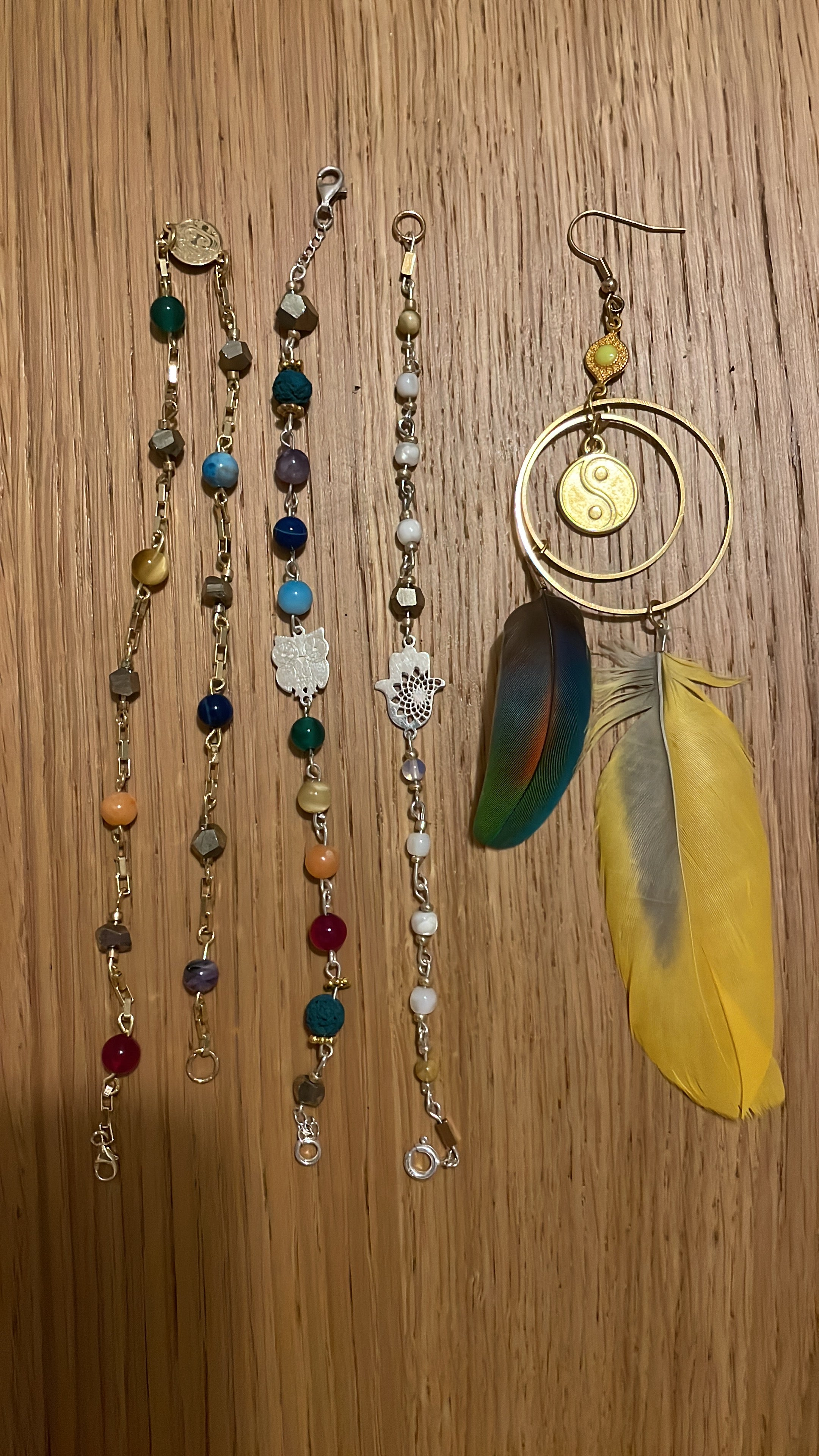 ✨ Bracelet Artisanal “Hibou d’Athéna” – Plaqué Argent Pierres des Chakras (Pièce Unique)