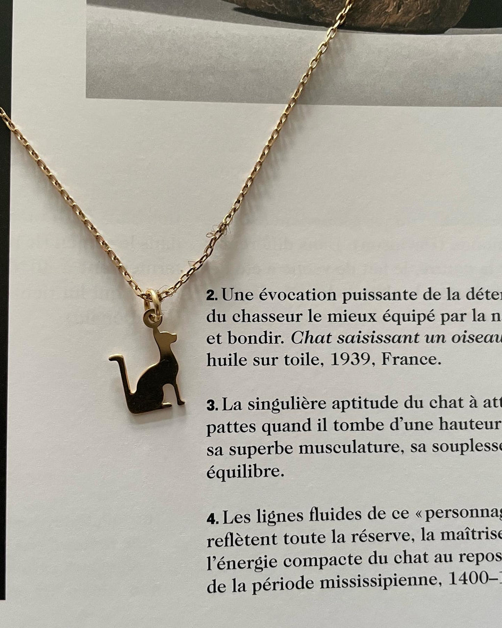 ✨ Collier Chat Égyptien – Artisanal en Or