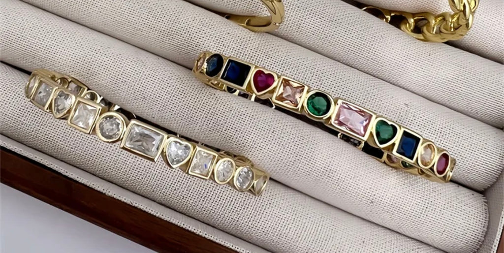 Bracelet Chakra en bronze – Or plaqué & verre effet diamant arc-en-ciel