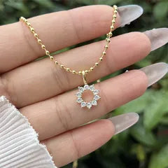 Collier pendentif forme en cuivre plaqué or 18K avec zircon